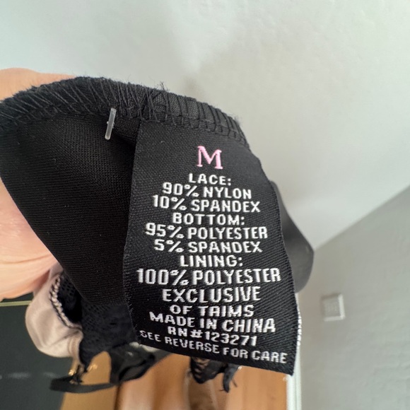 Women’s Black Lace Romper - Picture 13 of 13